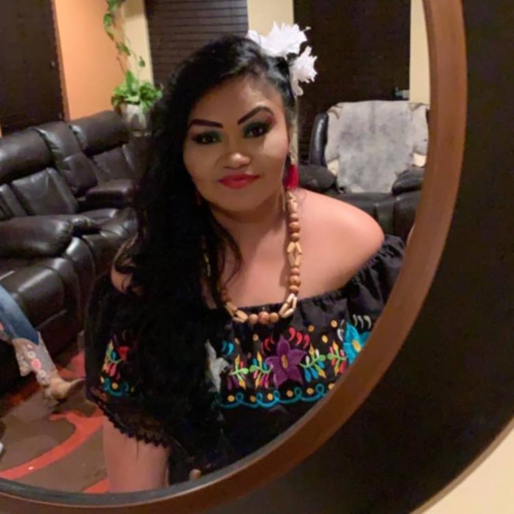 Meet your Posher, Veronica